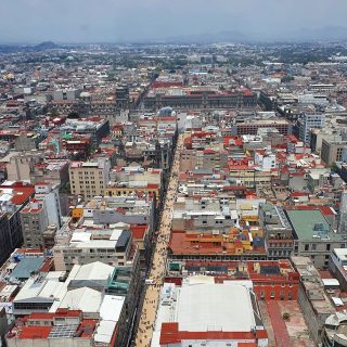 Wunderbare Aussicht vom Torre Latino.
.
.
.
#torrelatino #torrelatinoamericana #miradortorrelatino #view #aussicht #mexicocity #cdmx #cdmx_photos #instacdmx #mexiko #mexico #martinasreisewelt